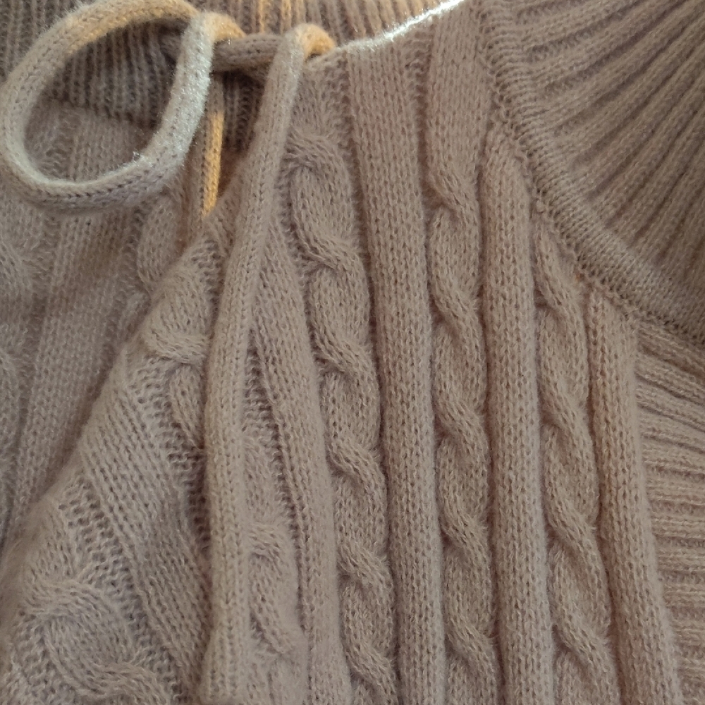 SHEIN V-Neck Cable Knit Sweater Set - Cream - Picture 2 of 5